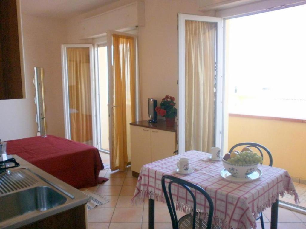 Residence Carioca Ріміні Екстер'єр фото