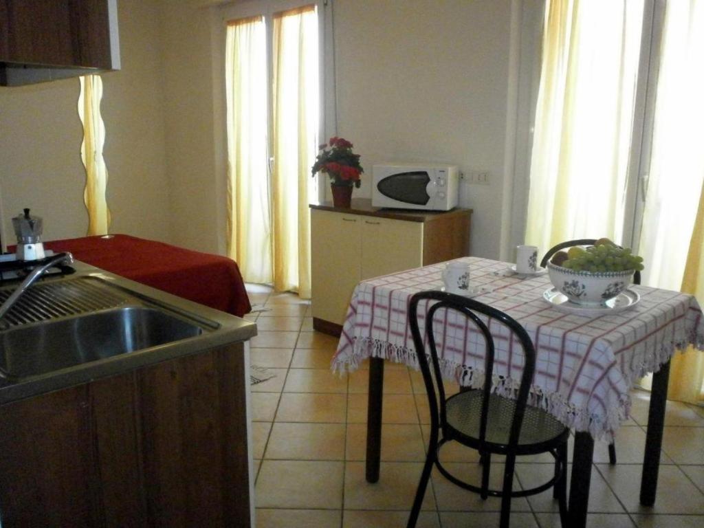 Residence Carioca Ріміні Екстер'єр фото