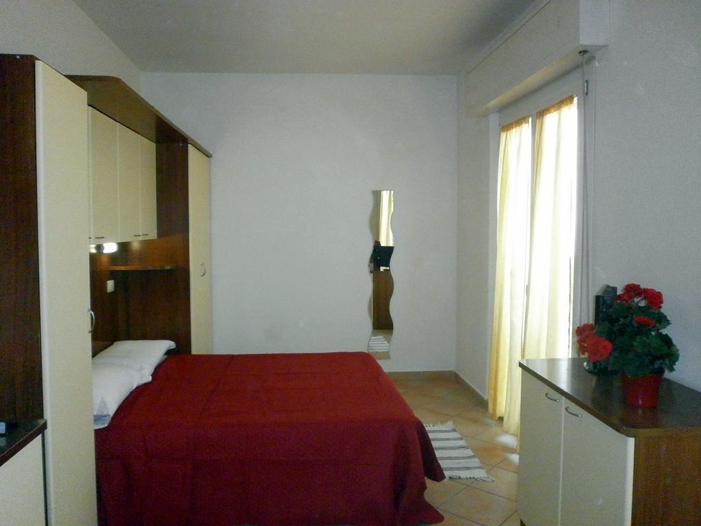 Residence Carioca Ріміні Номер фото