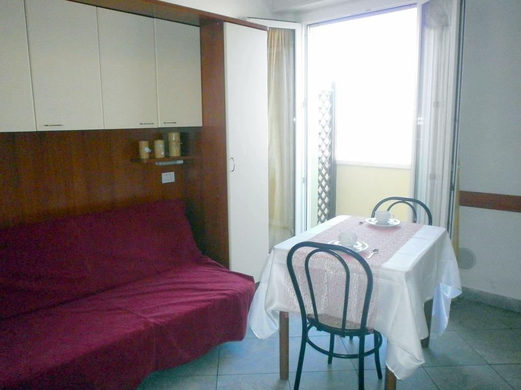 Residence Carioca Ріміні Номер фото